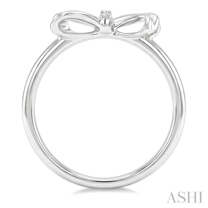 Silver Bow Diamond Fashion Ring