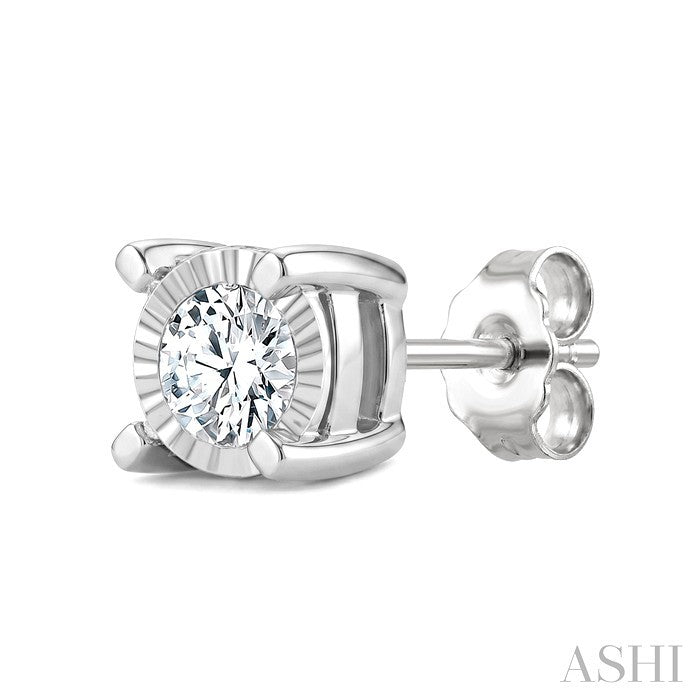 Silver Miracle Plate Diamond Fashion Stud Earrings