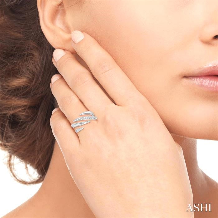 Silver Spiral Bold Diamond Fashion Band