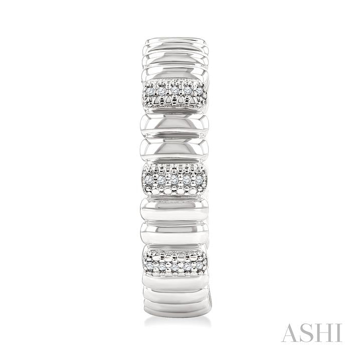Silver Bold Ribbed Diamond Hoop Earrings