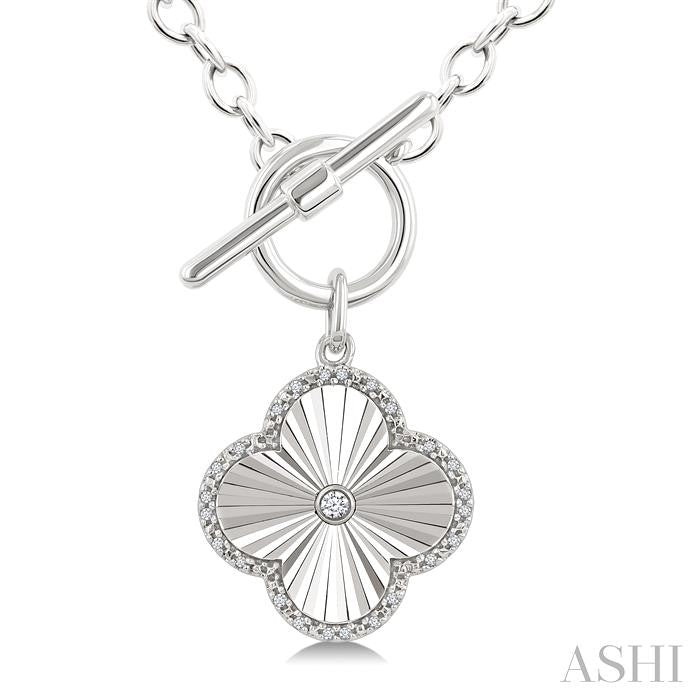 Silver Clover Fluted Toggle Diamond Fashion Necklace