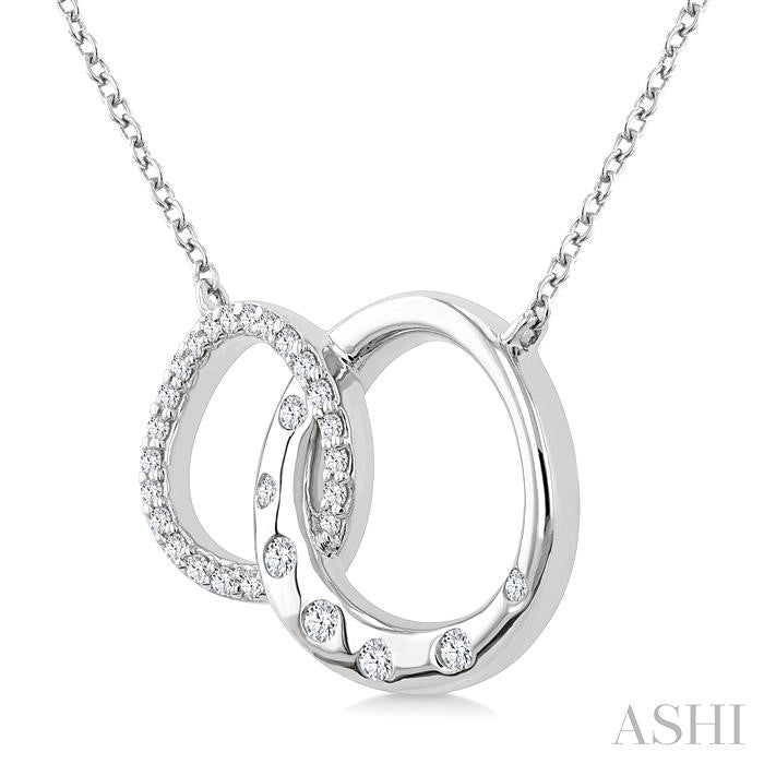 Mosaic Circle Interlock Diamond Fashion Pendant