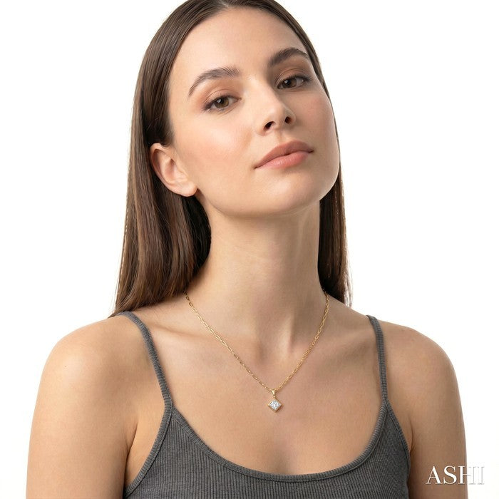 Princess Shape Bezel Set Paperclip Diamond Fashion Pendant