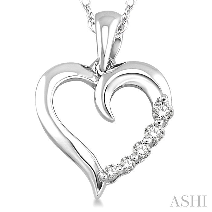 Heart Shape Journey Diamond Fashion Pendant