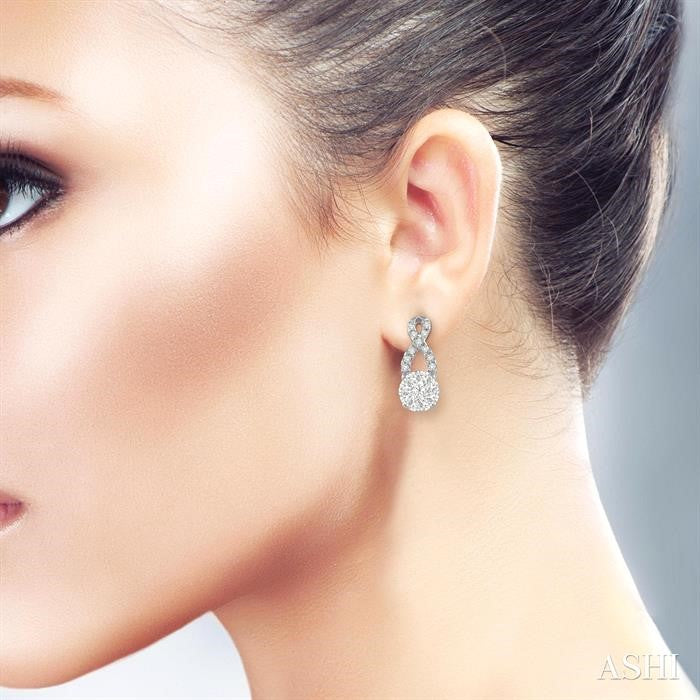 Round Shape Lovebright Diamond Earrings