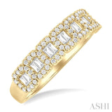 1/2 ctw Interlocked Octagonal Shape Motif Fusion Baguette and Round Cut Diamond Fashion Band in 14K Yellow Gold