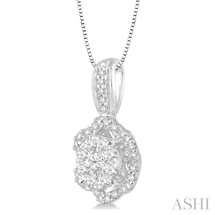 Round Shape Lovebright Diamond Flower Pendant