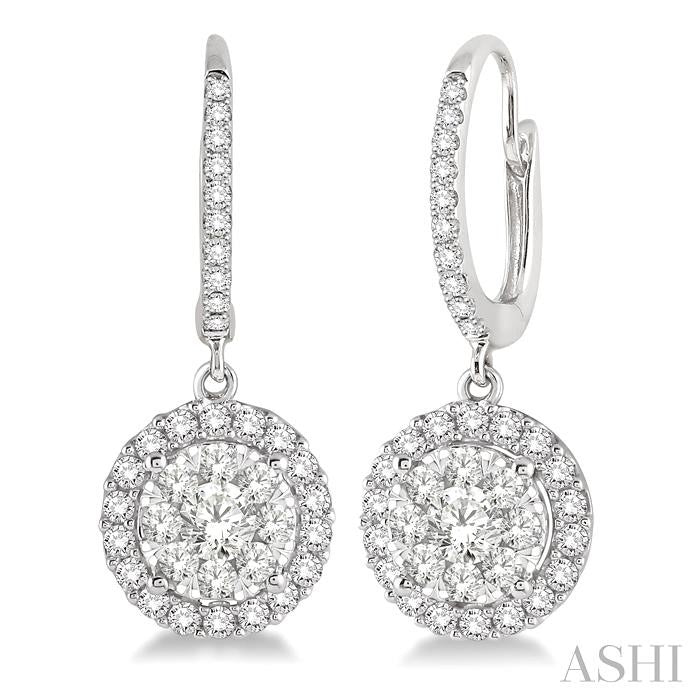 Round Shape Halo Lovebright Essential Diamond Earrings