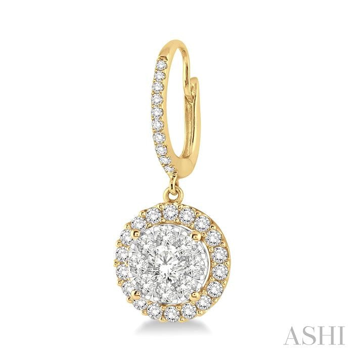 Round Shape Halo Lovebright Essential Diamond Earrings