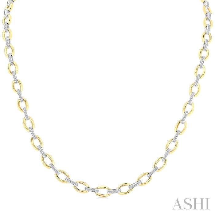 Bold Oval Shape Link Diamond Fashion Necklace