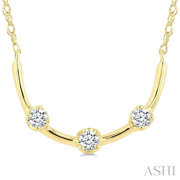 Smile Bar Diamond Fashion Necklace