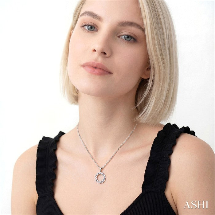Circle Diamond Fashion Pendant