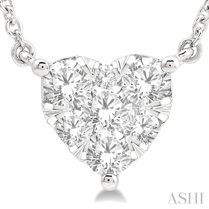 Heart Shape Lovebright Essential Diamond Pendant