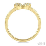 1/6 Ctw Butterfly Motif Round Cut Diamond Petite Fashion Ring in 10K Yellow Gold