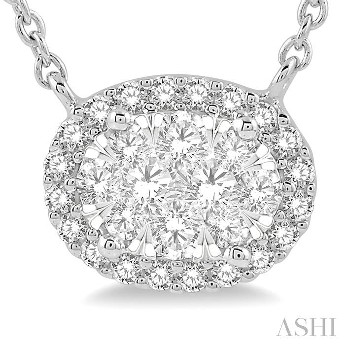 Oval Shape East-West Halo Lovebright Essential Diamond Pendant