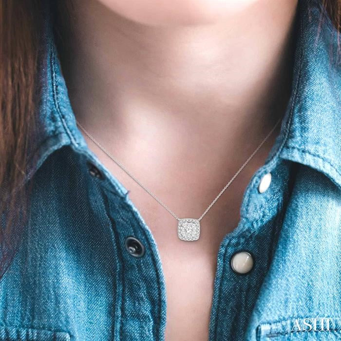 Cushion Shape Halo Lovebright Essential Diamond Pendant