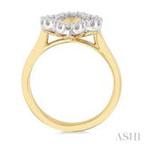 1/6 Ctw Fluted Texture 4-Leaf Clover Round Cut Diamond Fashion Ring in 10K Yellow and White Gold
