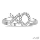 X' And 'O' Shape Petite Diamond Fashion Ring